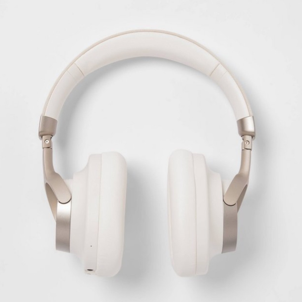 heyday Active Noise Cancelling Headphones - NWT